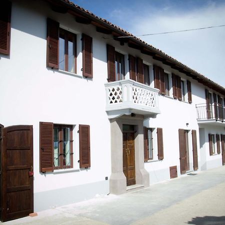 Agriturismo Monbertola Govone Ngoại thất bức ảnh