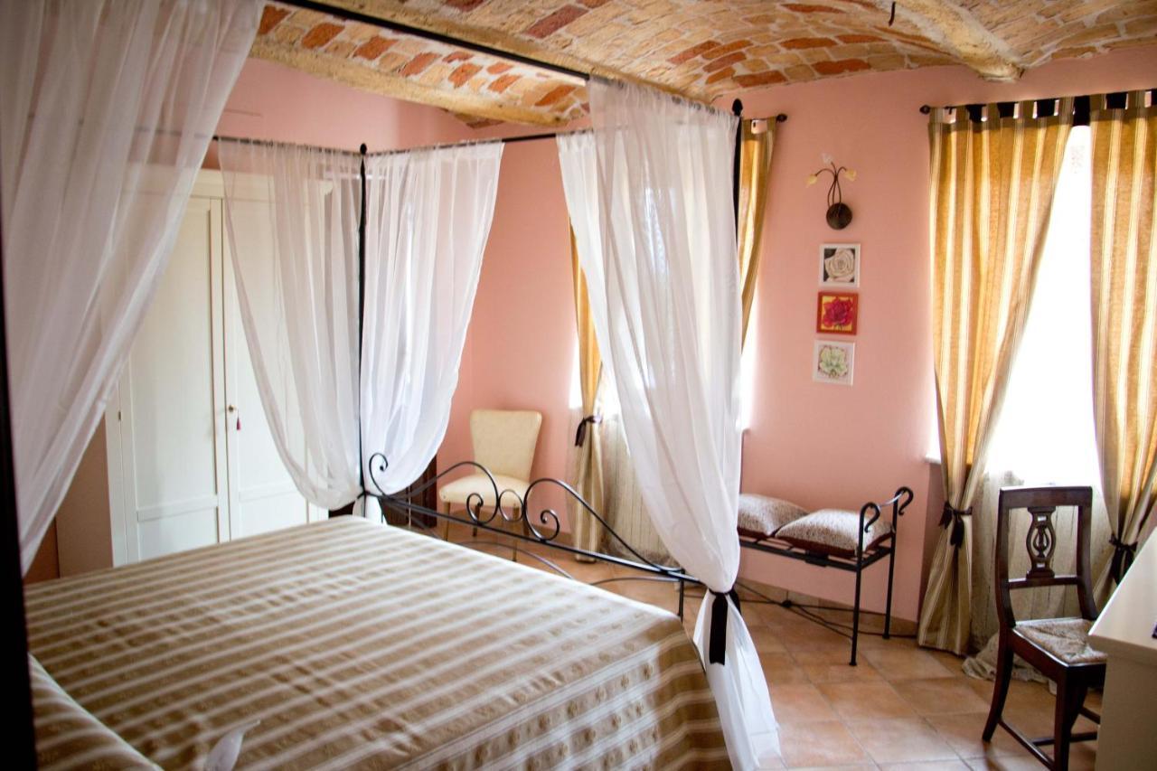 Agriturismo Monbertola Govone Ngoại thất bức ảnh