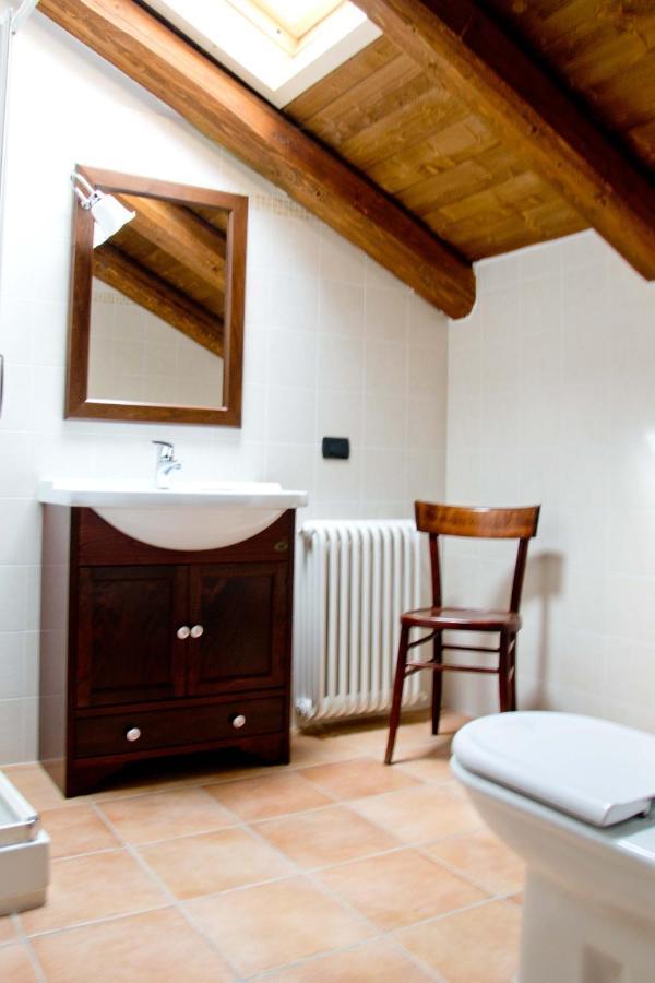 Agriturismo Monbertola Govone Ngoại thất bức ảnh
