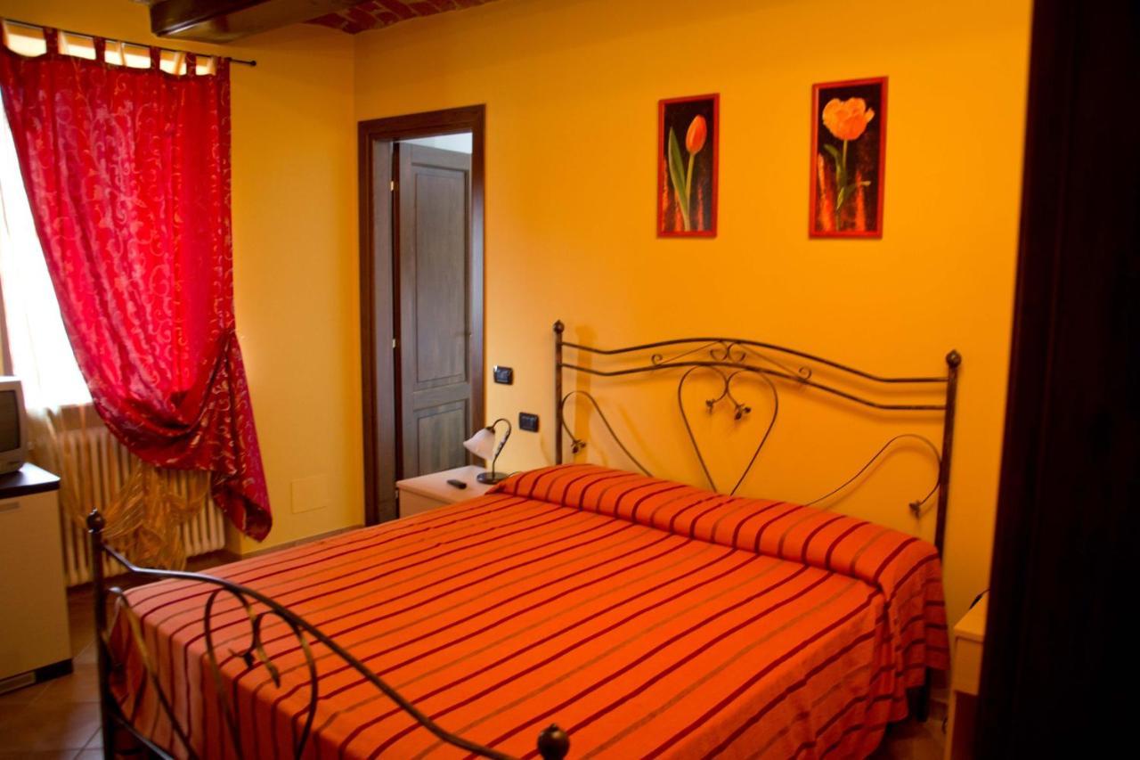 Agriturismo Monbertola Govone Ngoại thất bức ảnh