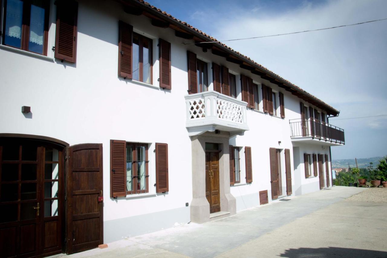 Agriturismo Monbertola Govone Ngoại thất bức ảnh